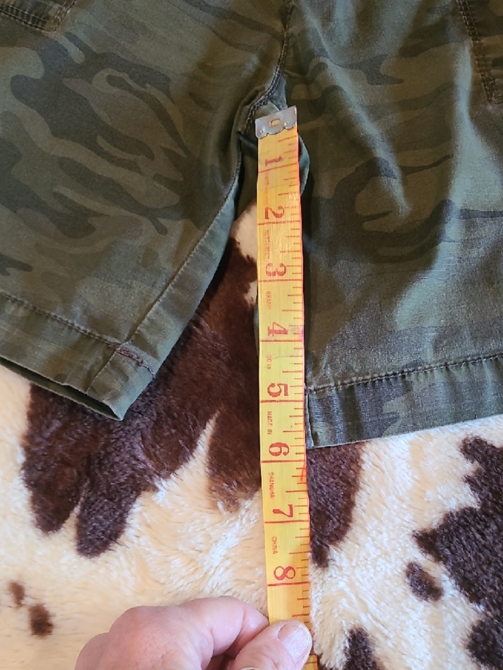 Sanctuary Olive Camo Cargo Shorts - Picture 6 of 9